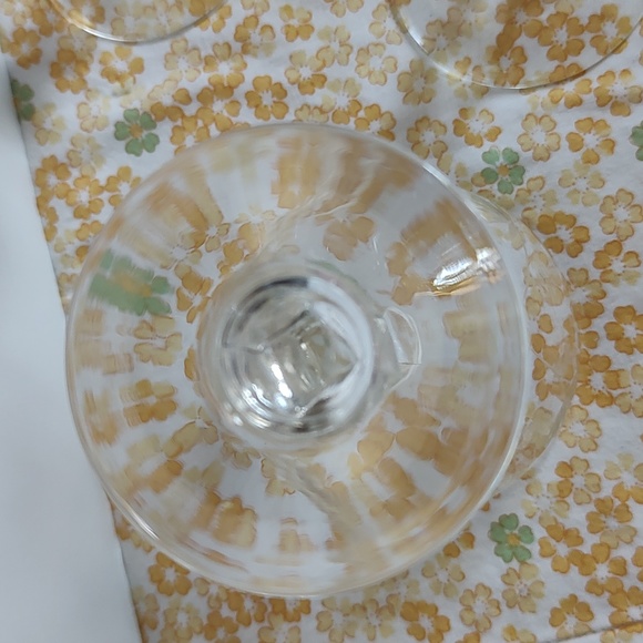 Vintage etched glassware white wine stemware - Picture 8 of 9